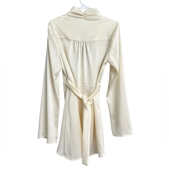 Free People Harley Wrap Tunic Elegant Cream Wrap Blouse Size Large - Picture 6 of 12